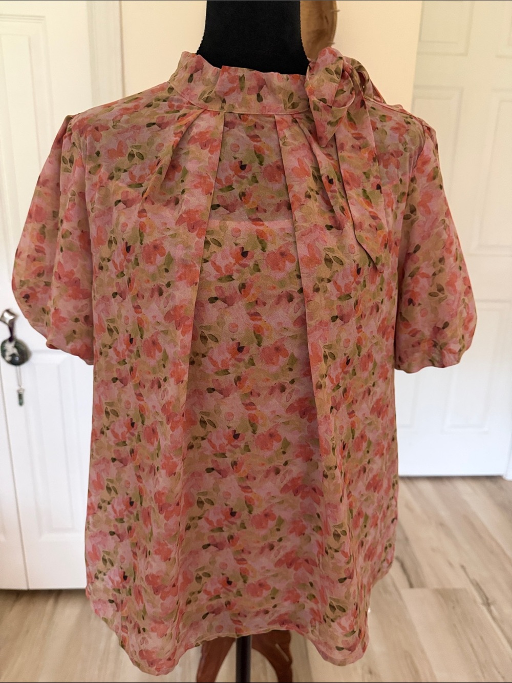 MELLODAY Sheer Pink Floral Bow-Tie Puff Sleeve Blouse
